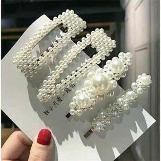 SÉT 4 KẸP TÓC NGỌC TRAI NHỰA HÀN QUỐC TRENDY