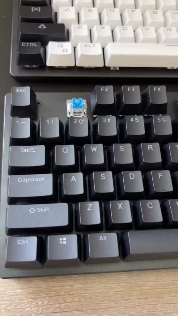 Bàn phím cơ Gaming Ziyou K550 V4 Red Switch TKL 87 phím, 10 chế độ Led, chống nước | BigBuy360 - bigbuy360.vn