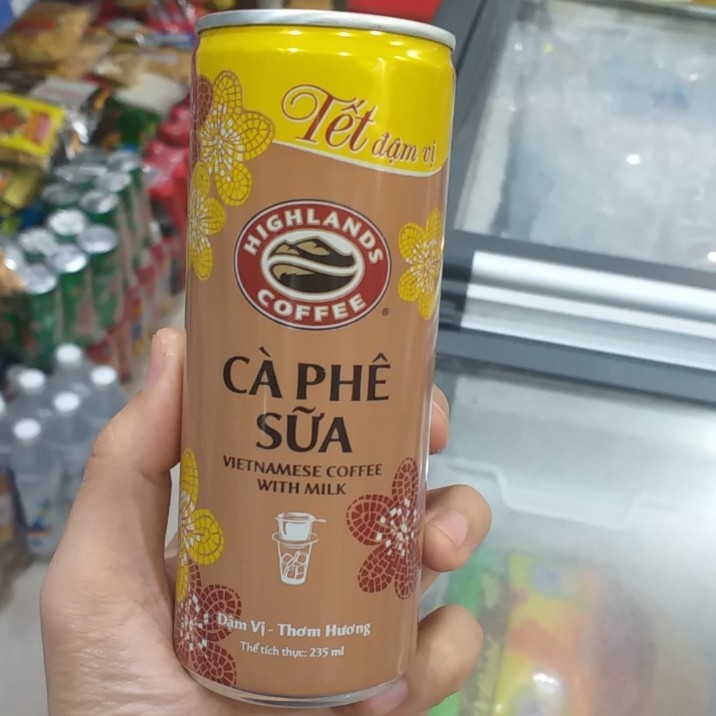 CÀ PHÊ/ CAFE SỮA ĐÁ HIGHLANDS COFFEE LON 235ML