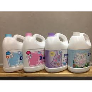 Nước giặt Dnee 3000ml Đủ Màu và hàng khách đặt