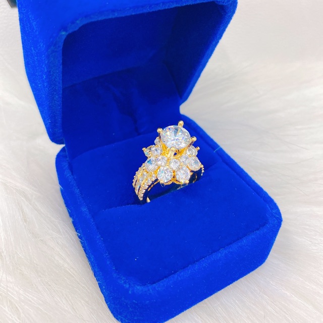 Nhẩn tay hột đá cao mạ vàng 18k