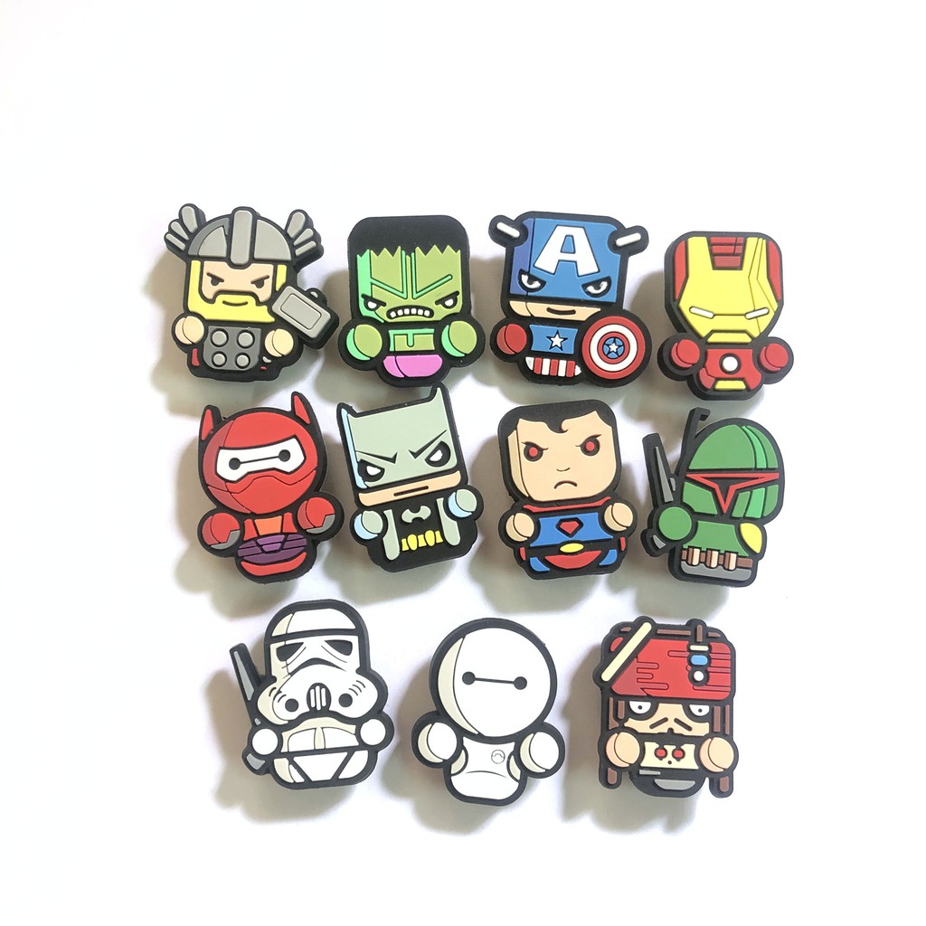 Combo 11 cái Sticker / Jibbitz Nút Gắn Dép Siêu anh hùng, Marvel cho Crocs, Dép Sục