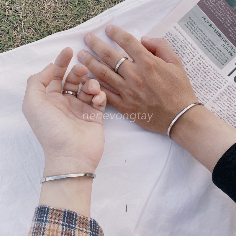[CÓ SẴN] Vòng tay CUFF dw khắc tên cho cặp đôi không gỉ (có bán lẻ) | BigBuy360 - bigbuy360.vn