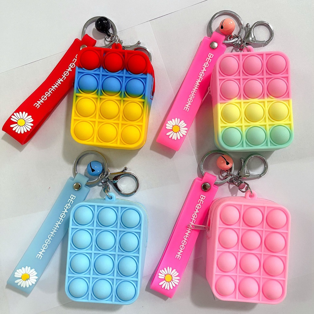 Móc khóa silicone màu cầu vồng độc đáo