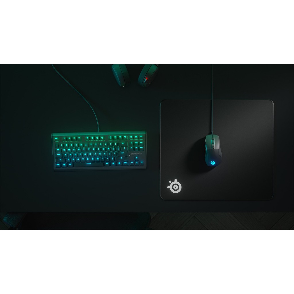 Bàn di chuột SteelSeries QcK Edge Medium ( 63822 ) hàng chính hãng