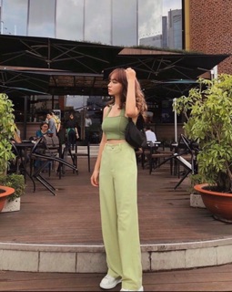 Áo yếm cổ xanh bơ