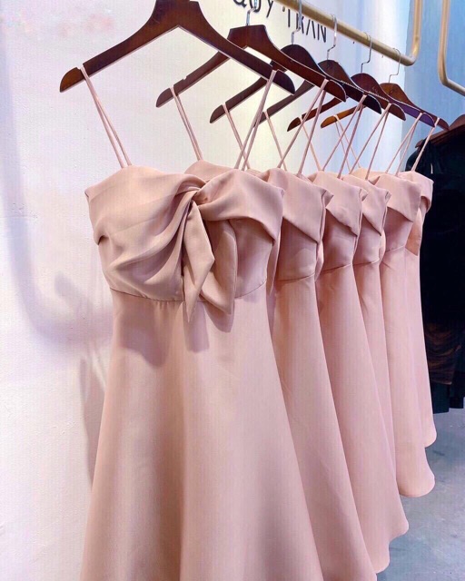 Đầm xoè 2 dây xoắn nơ | BigBuy360 - bigbuy360.vn