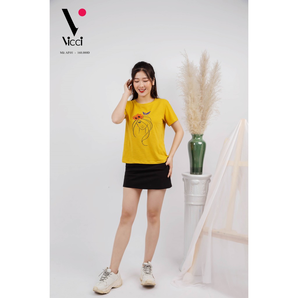 Áo phông nữ Vicci AP.01.5 chất liệu cotton vân gỗ họa tiết hình cô gái