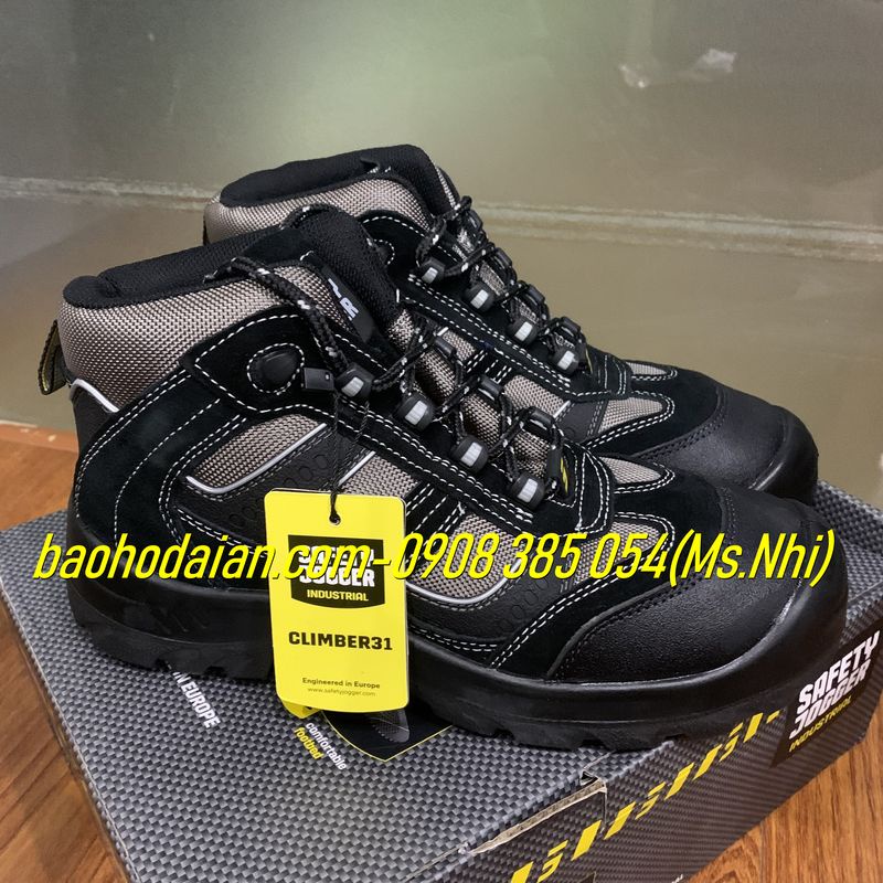 Giày Bảo Hộ Công Trường Safety Jogger Climber S3 SRC- Hình thật