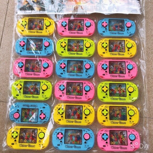 Đồ chơi bâm nước hình máy điện tử vỉ 18 chiếc