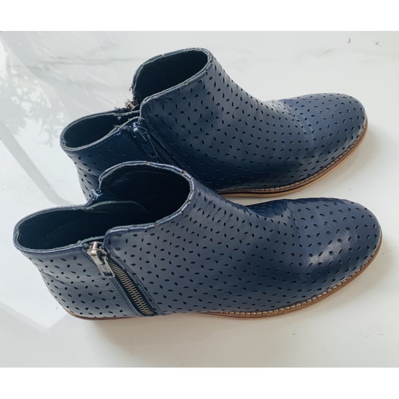 Giày bốt nữ hiệu Blue Illusion size 38 cực đẹp