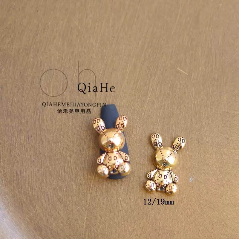 Charm gấu bearbrick nail,Charm gấu đồng hot gắn móng