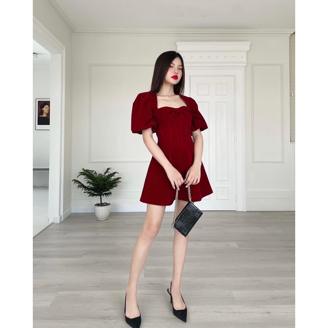 Anis_ Đầm nhung màu đỏ đô 2 lớp Hilena Dress, Váy mặc tết