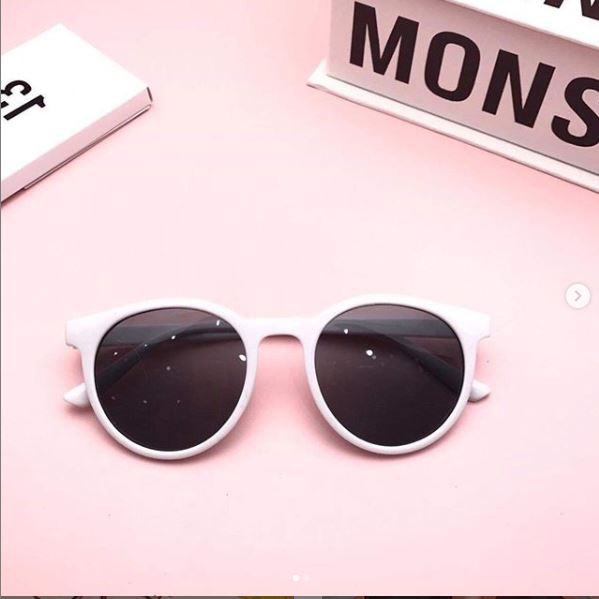 Kính mát nam nữ ulzzang hot nhất đi biển 2020 MÀU TRẮNG
