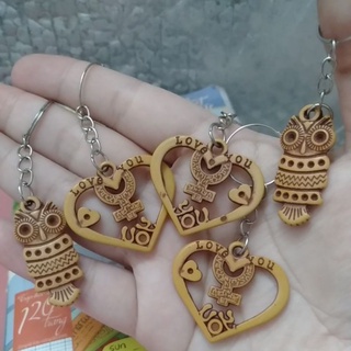 Móc khoá nhựa giả gỗ mẫu ngẫu nhiên