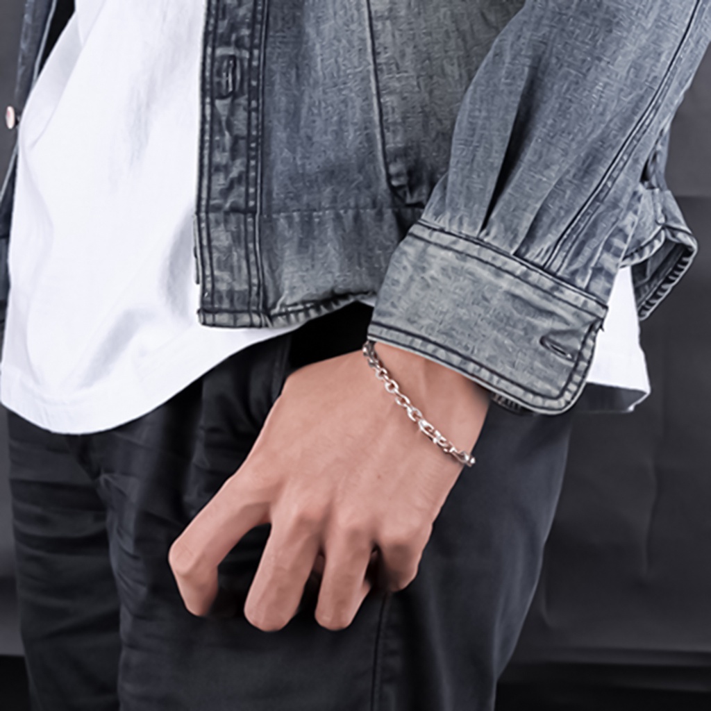 Vòng tay mạ bạc dạng xoắn thanh lịch