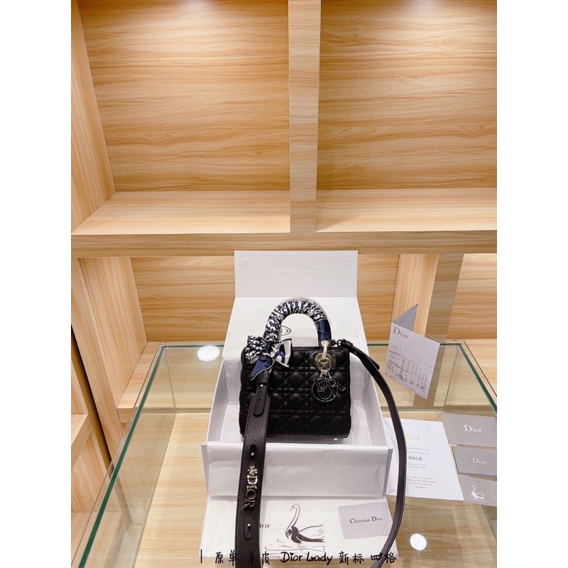 TÚI LADY CD - 𝐌𝐀̂̃𝐔 𝐌𝐎̛́𝐈