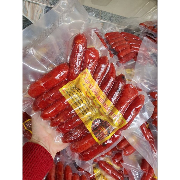 1KG Lạp xưởng khô Mai Quế Lộ nhiều thịt, vị thơm ngon,đặc biệt cho bữa cơm gia đình ,hương vị gia truyền