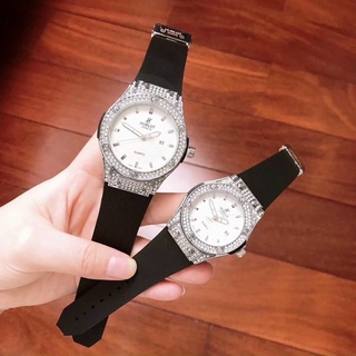 Đồng hồ nữ Hublot mặt tròn đính viền đá dây cao su thơm vani cao cấp DHN601 - Shop6906