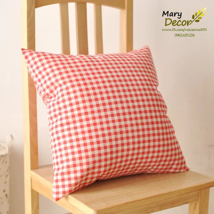 Gối tựa sofa Mary Decor - họa tiết Caro đỏ G-A03 (mẫu viền ren xin ib)