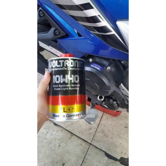 Nhớt Voltronic 10W-40 Semi Sythetic Motor Oil 1 lít chamsocxestore