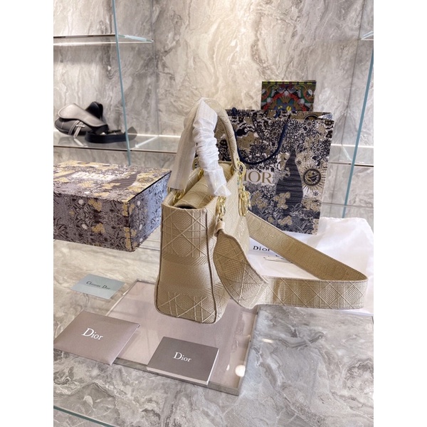 Túi xách Diỏr D Lite thêu  thêu sz 24 hàng xưởng