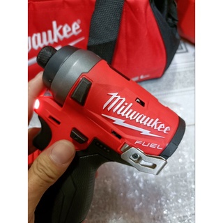 MÁY BẮT VÍT MILWAUKEE 2553-20