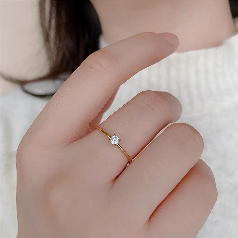 Nhẫn Cưới Bằng Thép Titan Mạ Vàng 14K Đính Đá Zircon