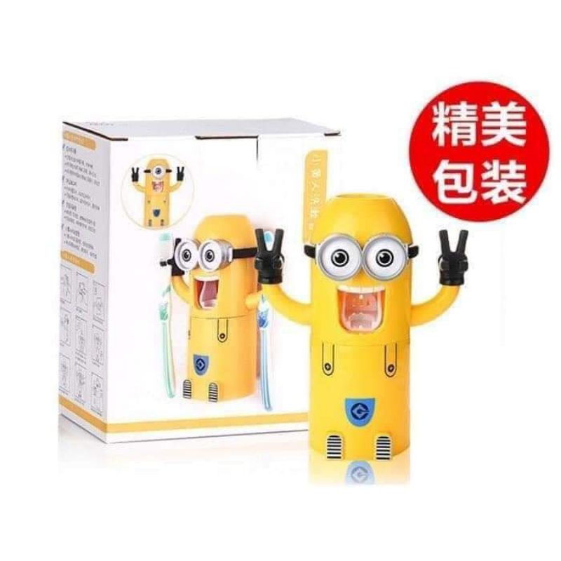 nhả kem đánh răng minion cho bé