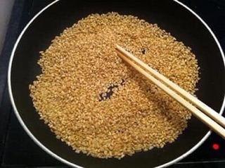 Muối mè đậu phộng hũ 550gr