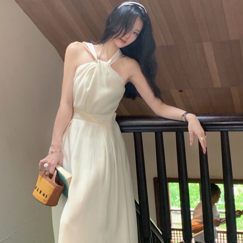 Đầm cao cấp chéo cổ hở vai dáng dài phong cách nhẹ nhàng xinh xắn nàng thơ dành cho nữ