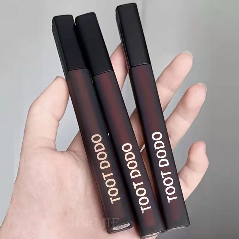 Son Môi Dưỡng Ẩm Lâu Trôi Chống Thấm Nước Vỏ Màu Vàng Đen