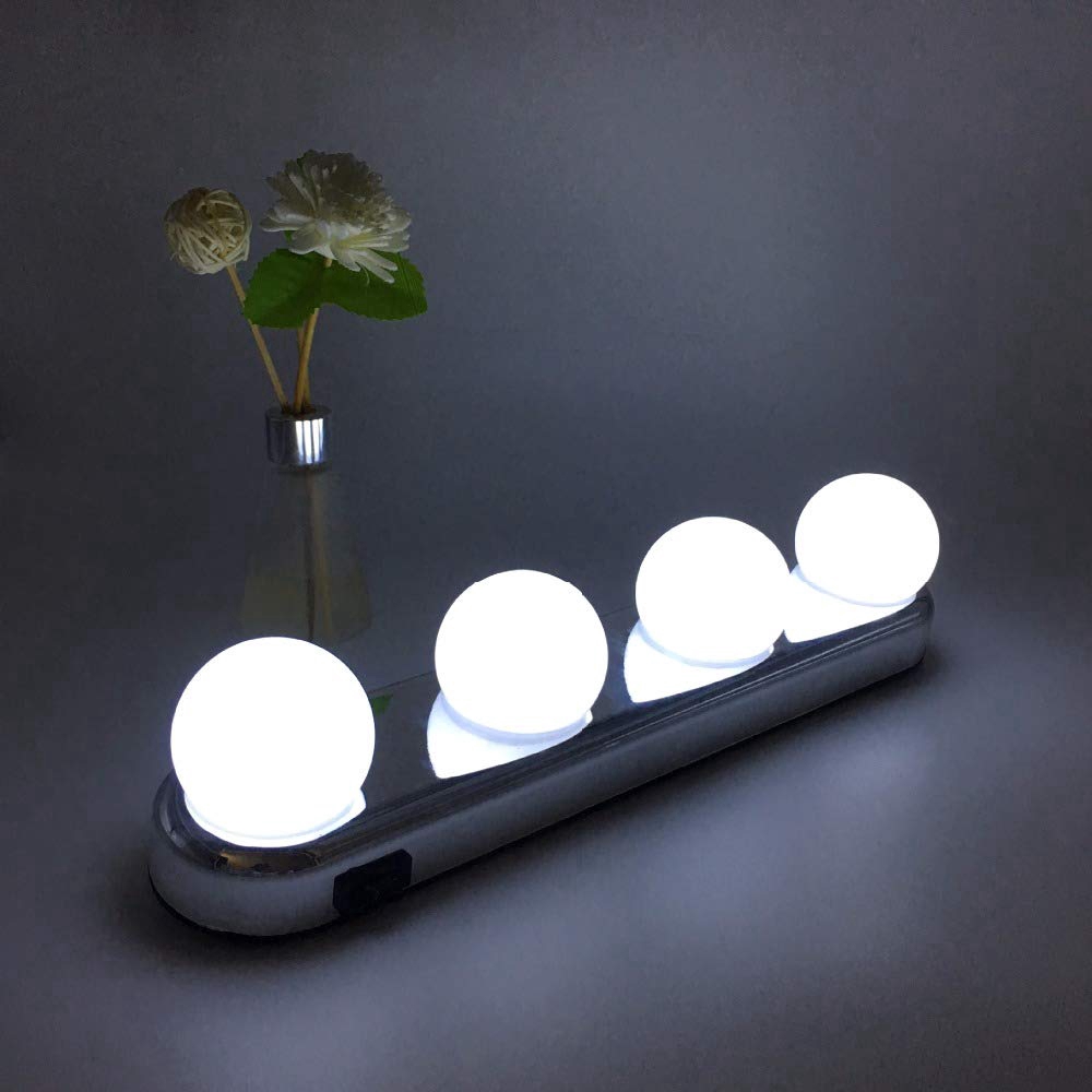 Đèn 4 Led Gắn Gương Trang Điểm Có Giác Hút Tiện Dụng