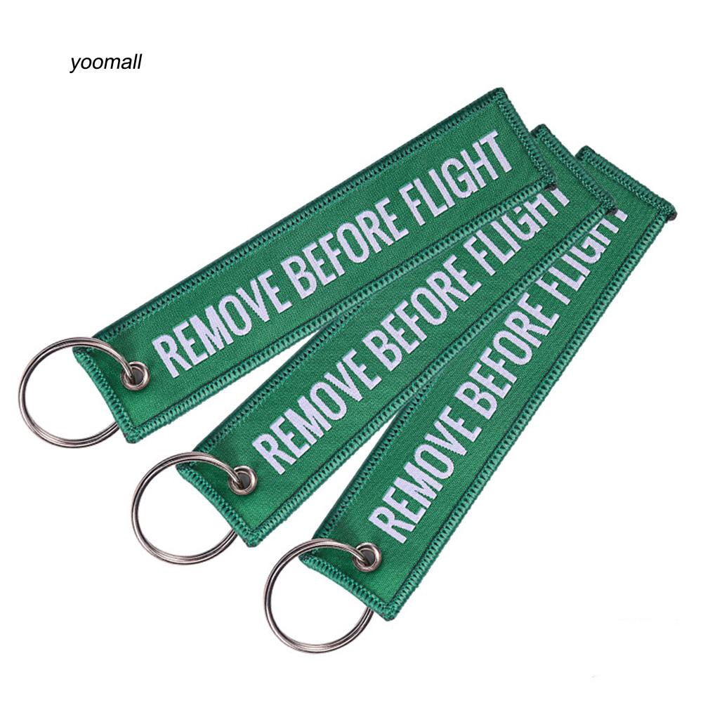 Móc khóa họa tiết chữ Remove Before Flight thời trang