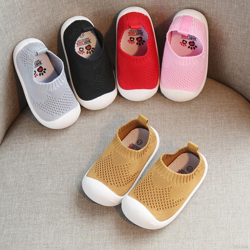 Giày Vải Đế Mềm Xinh Xắn Cho Bé Tập Đi