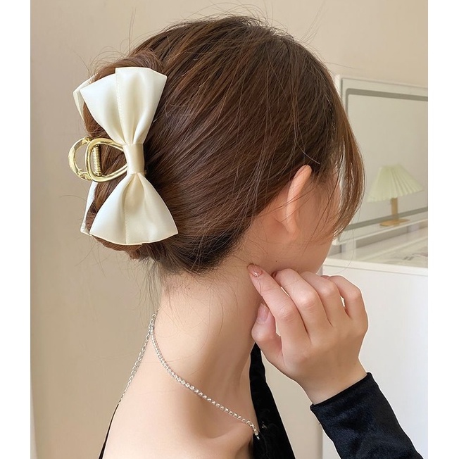 Kẹp càng cua đính nơ sang trọng chất siêu đẹp Tatitava