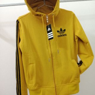 Áo khoác adidas