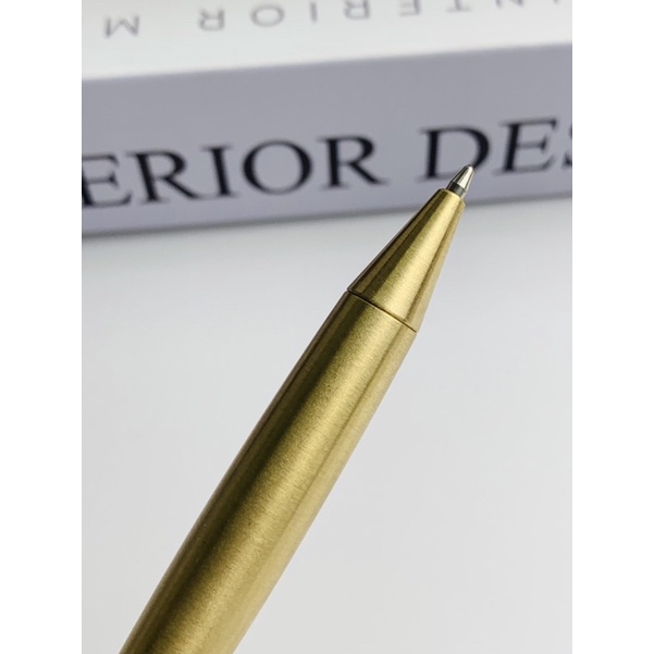 Bút bi bấm bằng đồng thau nguyên khối