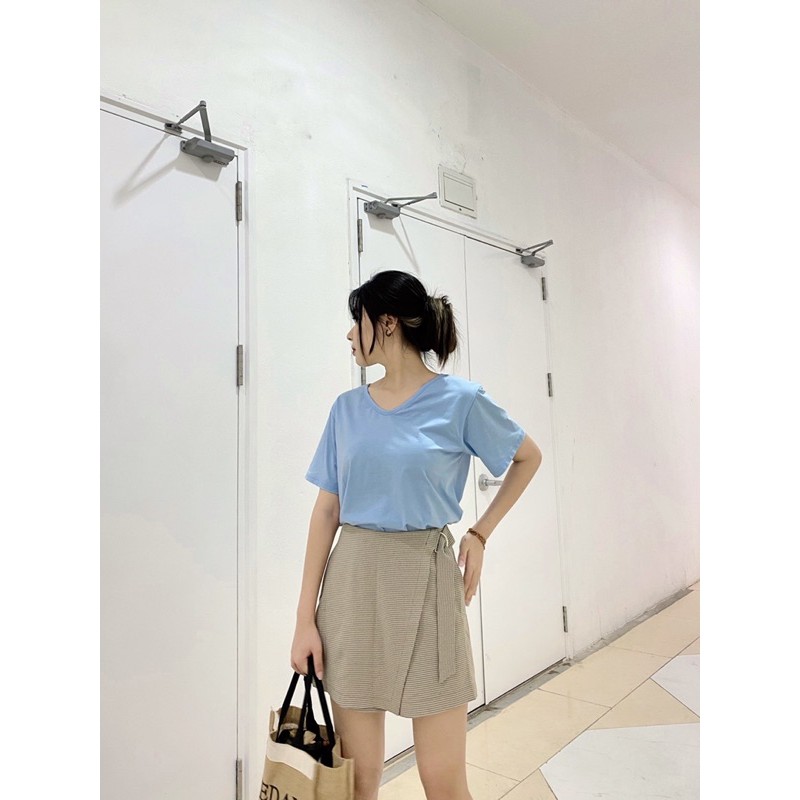 Áo thun nữ cổ tim trơn ngắn tay cotton đẹp