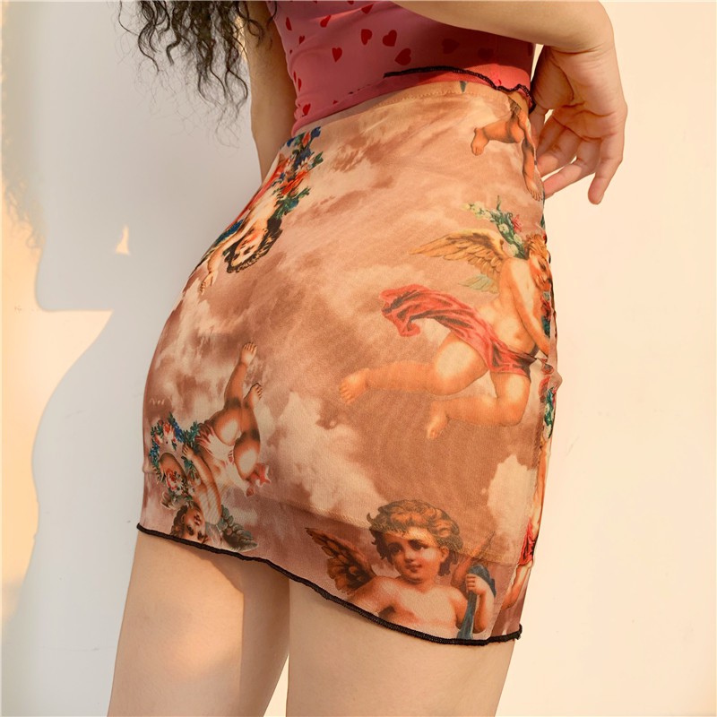 Chân váy ngắn bó sát nữ tính