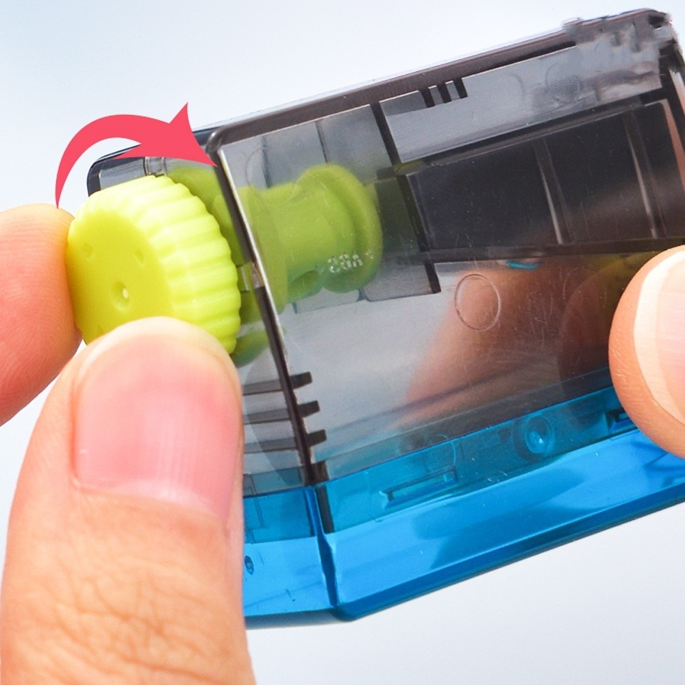 Đồ Chuốt Bút Chì 4 Lưỡi Tiện Lợi