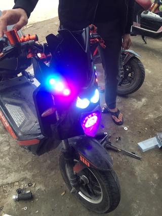 Mắt cú xmen