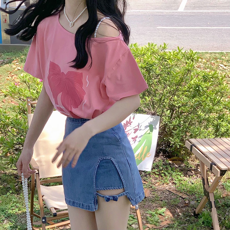 COZOK Áo Thun Tay Ngắn Dáng Rộng Trễ Vai In Hình Bướm Dễ Thương