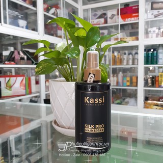 Xịt dưỡng tóc Kassi 250ml
