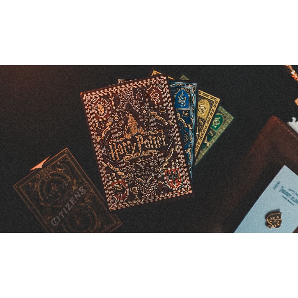 Bộ bài tây, bài ảo thuật Harry Potter Playing Cards by theory11 - Hàng Chính Hãng [ Hàng Mỹ]
