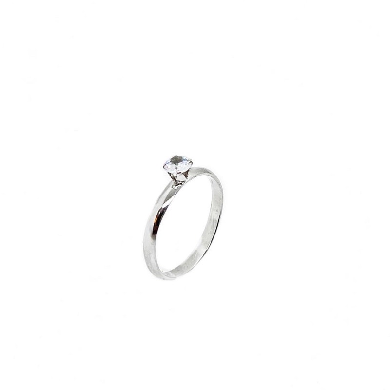 Nhẫn inox đính xoàn không đen gỉ