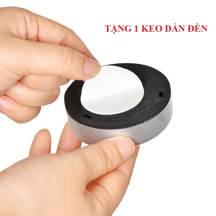 Đèn led dán tường (dùng pin) bật là sáng cực kì tiện dụng Teddy Bears store