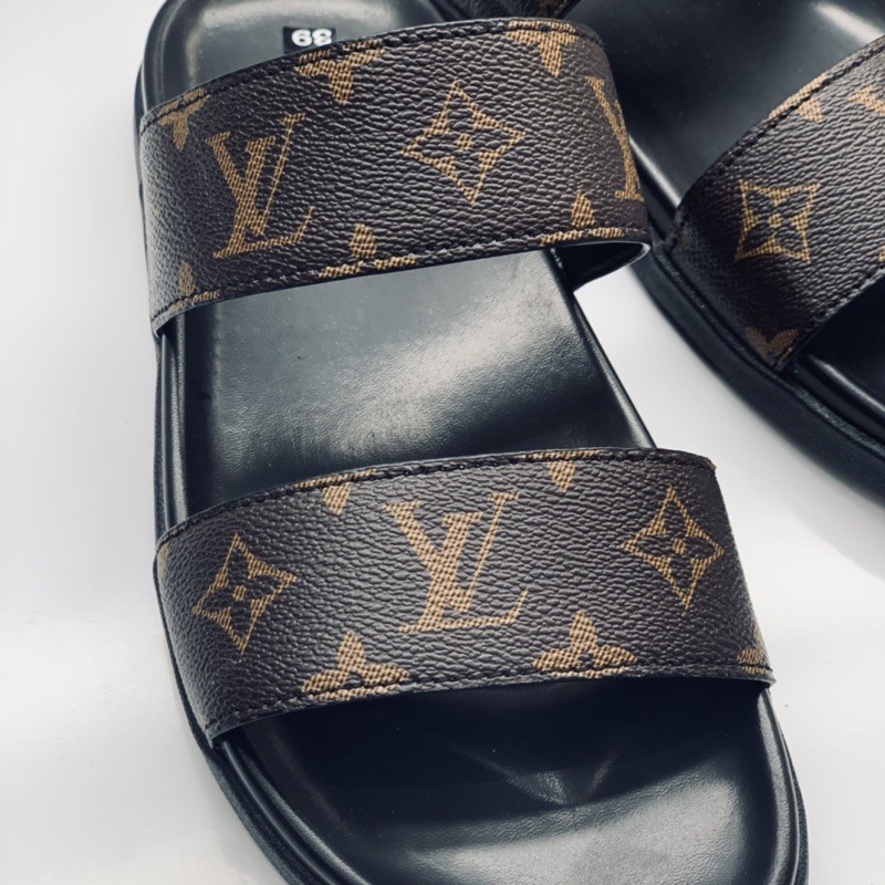 Dép nam / Dép Louis Vuitton / Dép Louis Vuitton nam họa tiết hoa nâu hai quai DLV