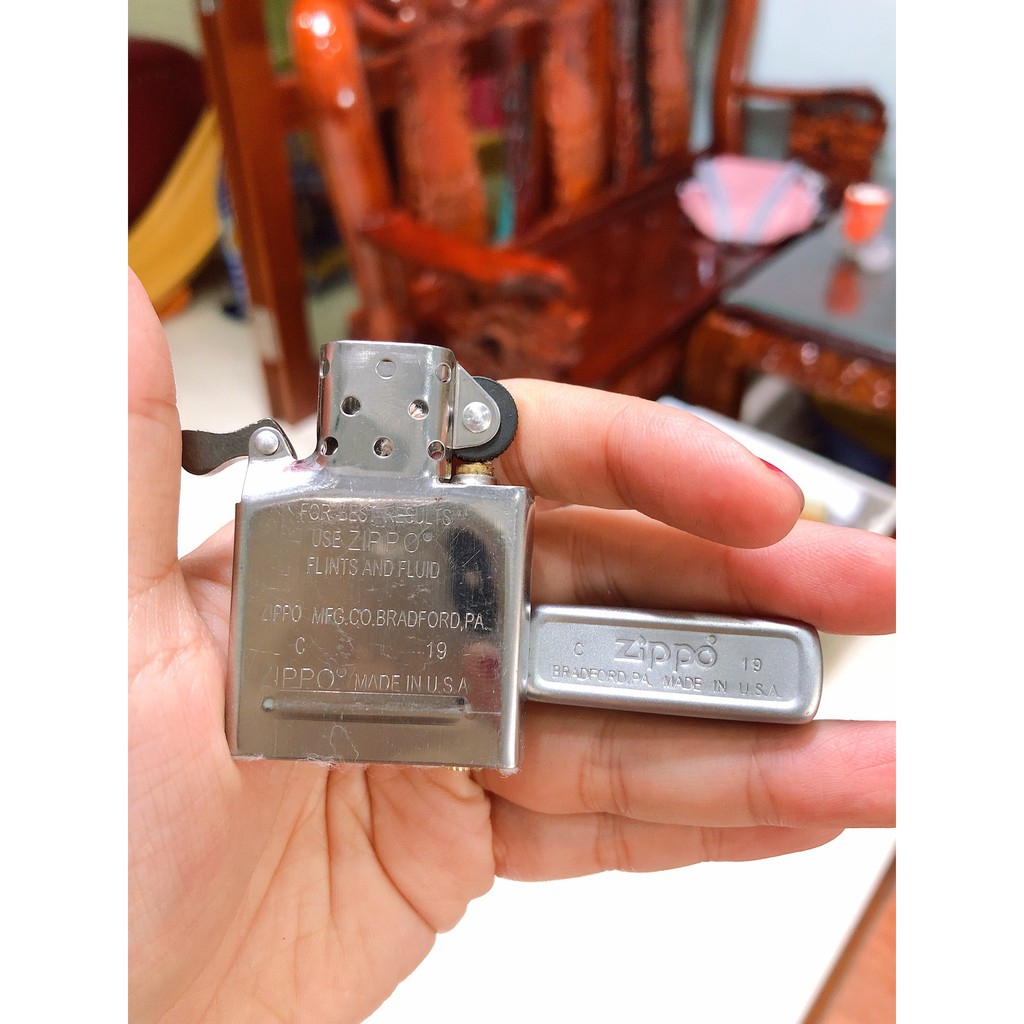 Vỏ Bật Lửa Zippo Satin Màu Trắng Bạc Nhám