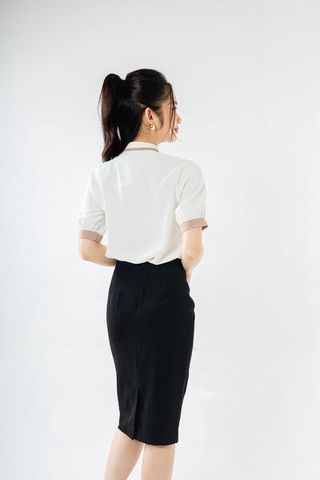 Chân váy ôm cạp lệch cài 2 cúc